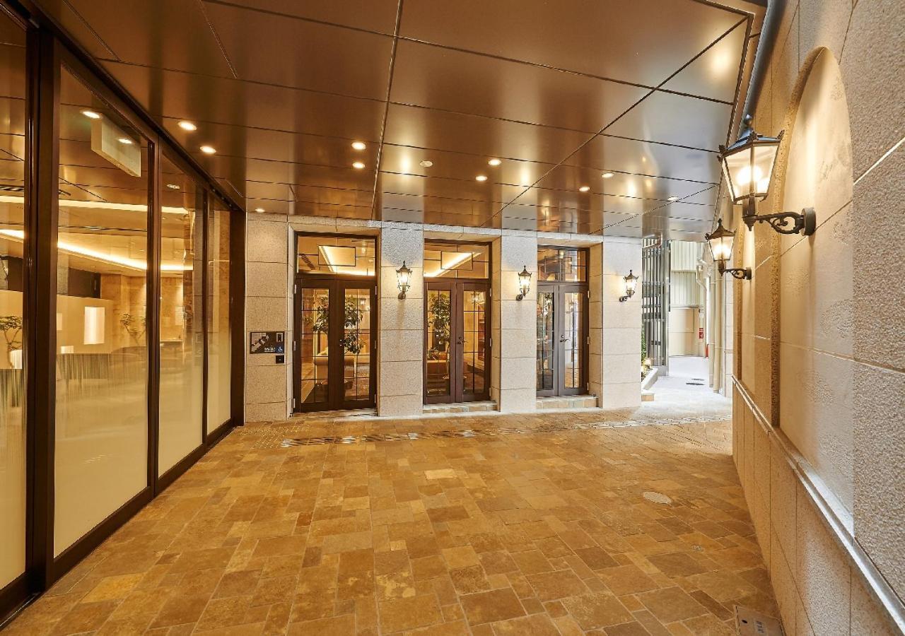 Welina Hotel Premier Nakanoshima EAST Osaka Bagian luar foto