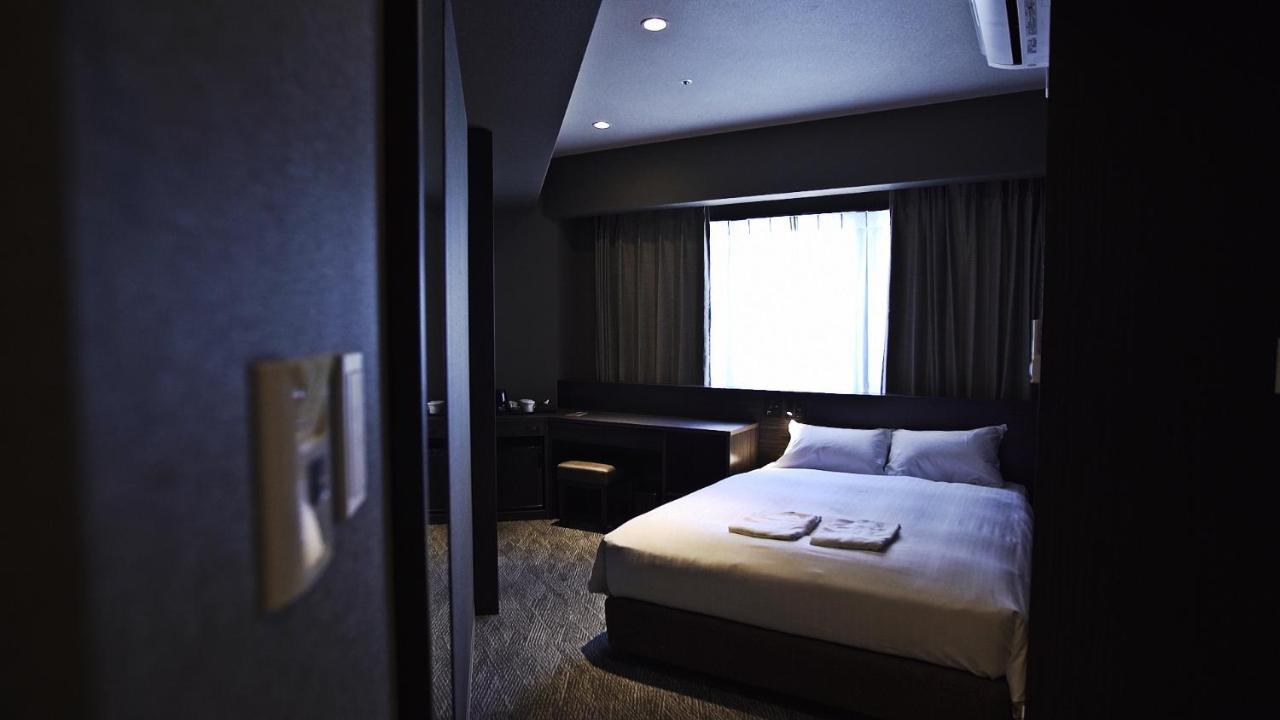 Welina Hotel Premier Nakanoshima EAST Osaka Bagian luar foto