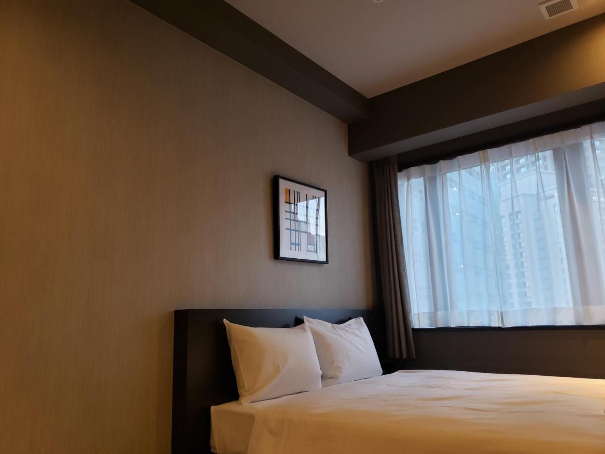 Welina Hotel Premier Nakanoshima EAST Osaka Bagian luar foto