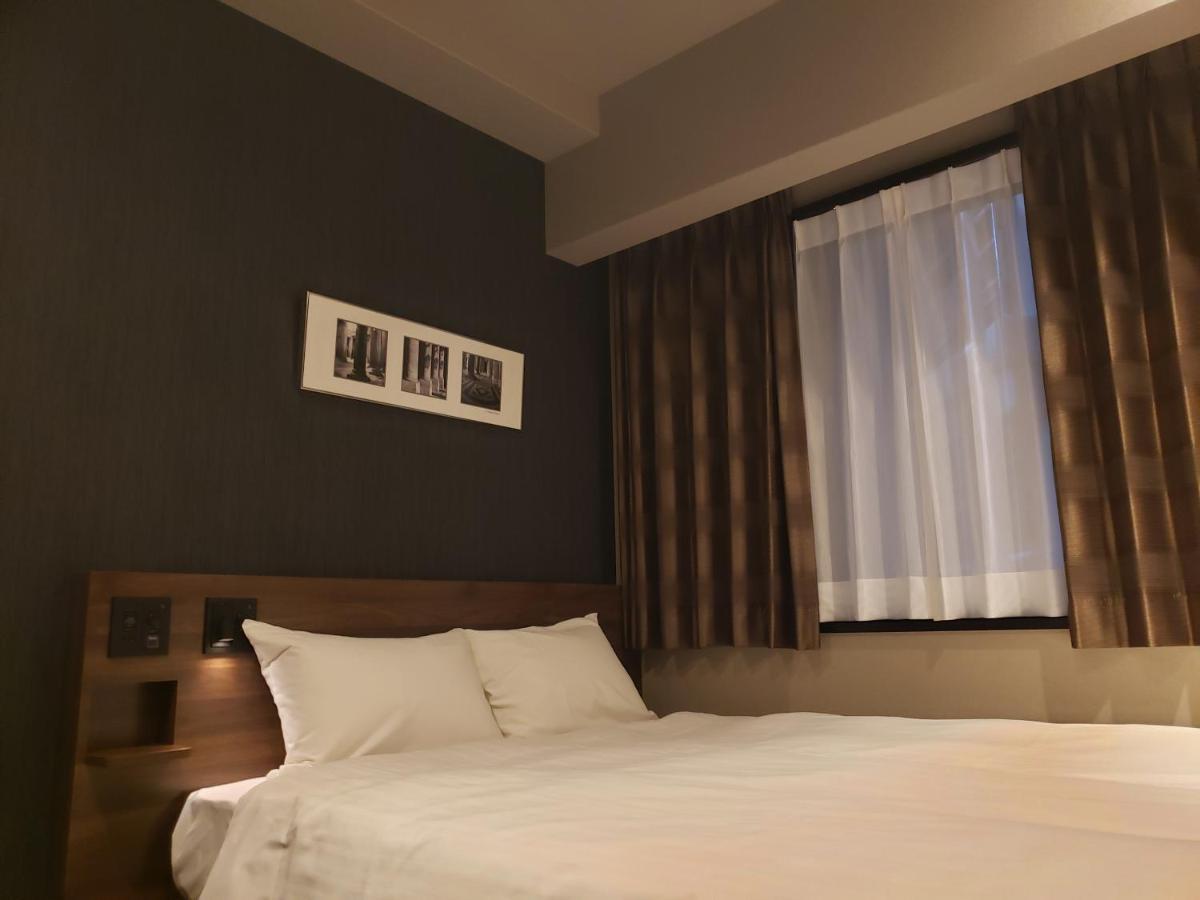 Welina Hotel Premier Nakanoshima EAST Osaka Bagian luar foto