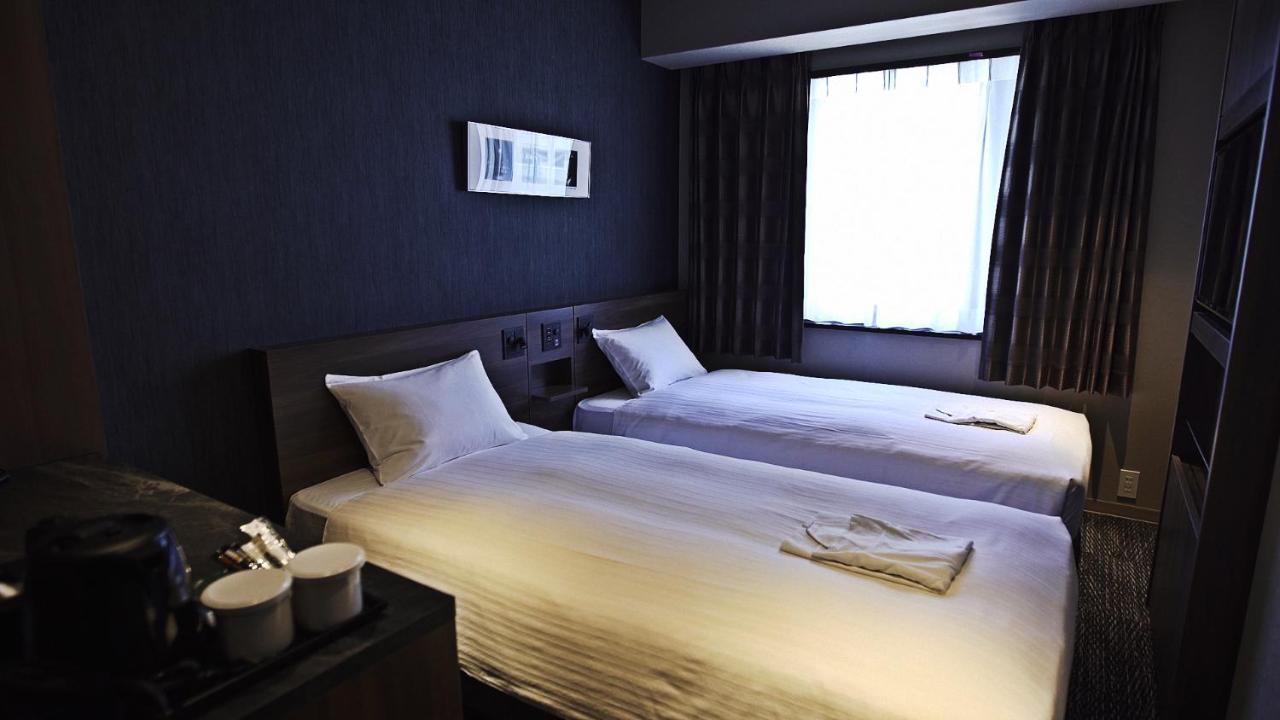 Welina Hotel Premier Nakanoshima EAST Osaka Bagian luar foto